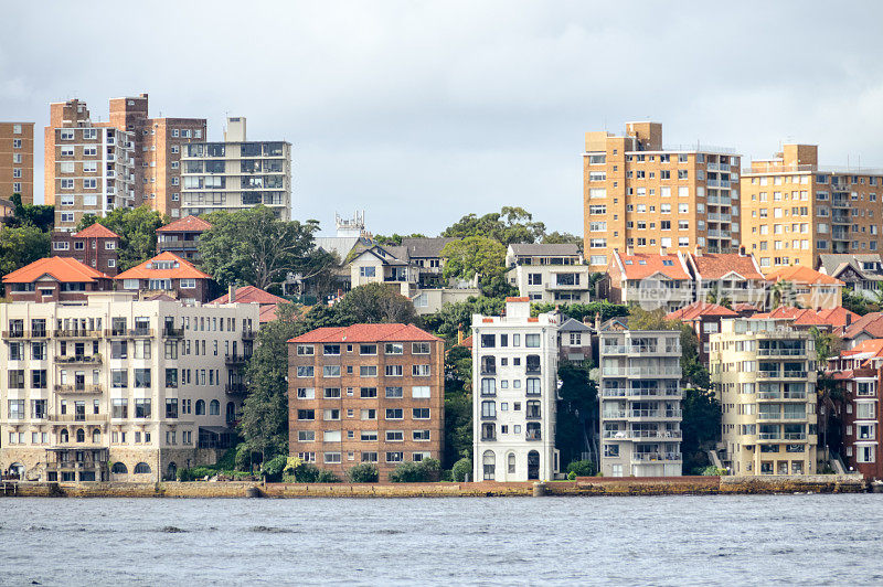 悉尼港沿岸的住宅楼