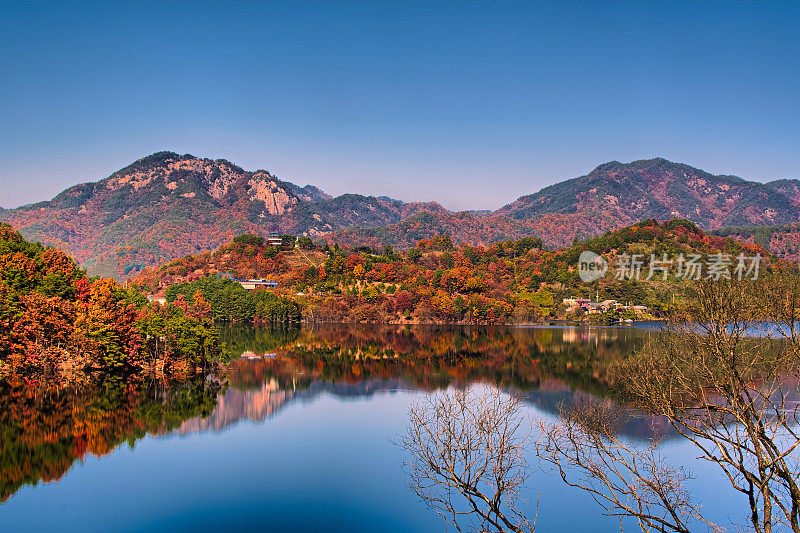 VD702永坝湖倒影