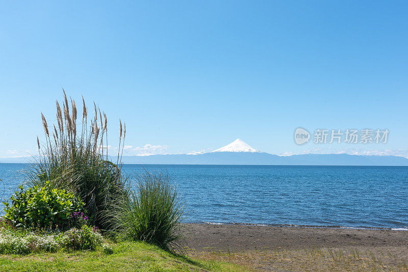 从Frutillar看到的火山奥索尔诺