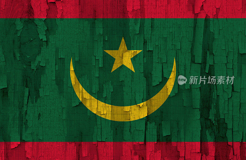 一面画在木头表面上的毛里塔尼亚国旗