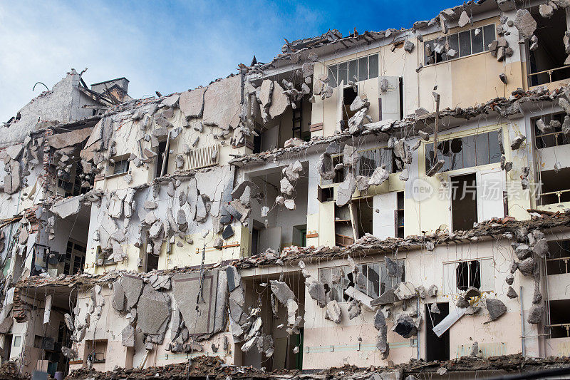 建筑物、建筑工地被毁