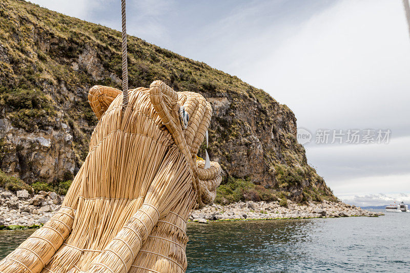 岩石对天形成的海景