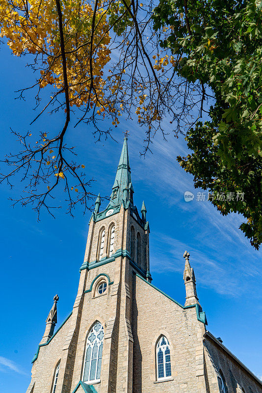 加拿大安大略省惠灵顿县的伊罗拉·诺克斯长老会教堂