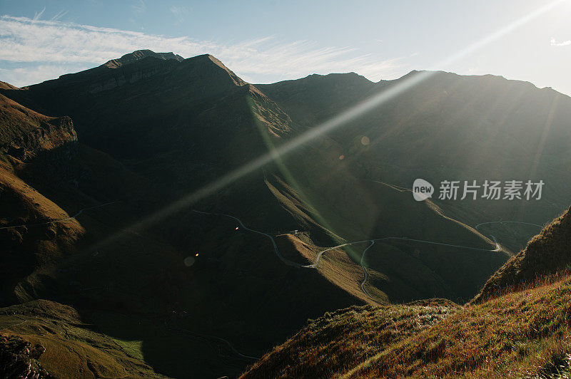 西班牙坎塔布里亚美丽的山景