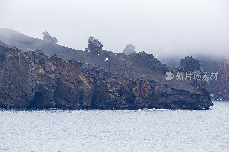 捕鲸湾，欺骗岛，南设得兰岛