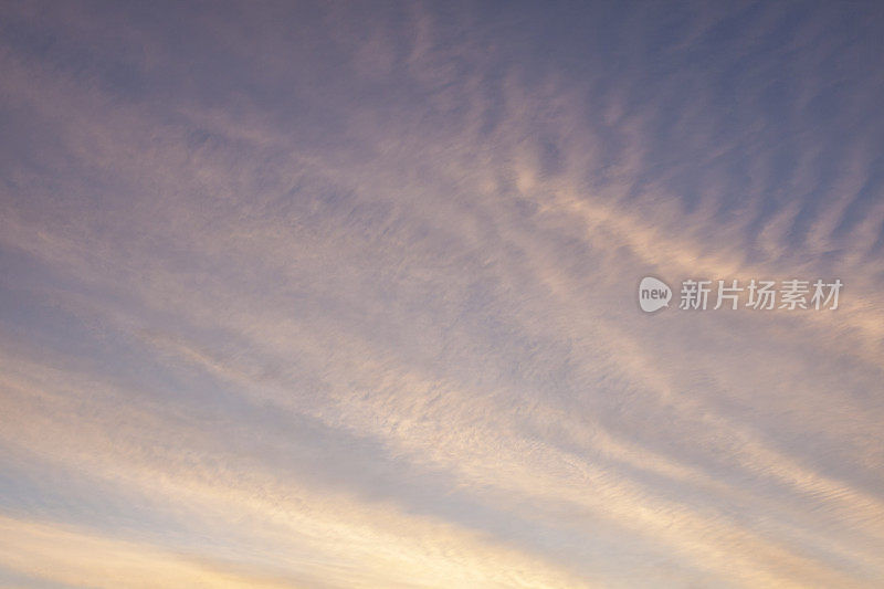 日出的天空背景