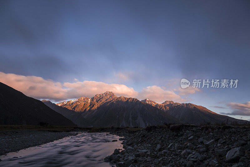 库克山国家公园的日落。