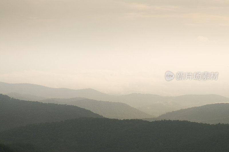 蓝岭山脉