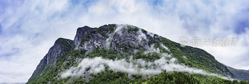 云中之山