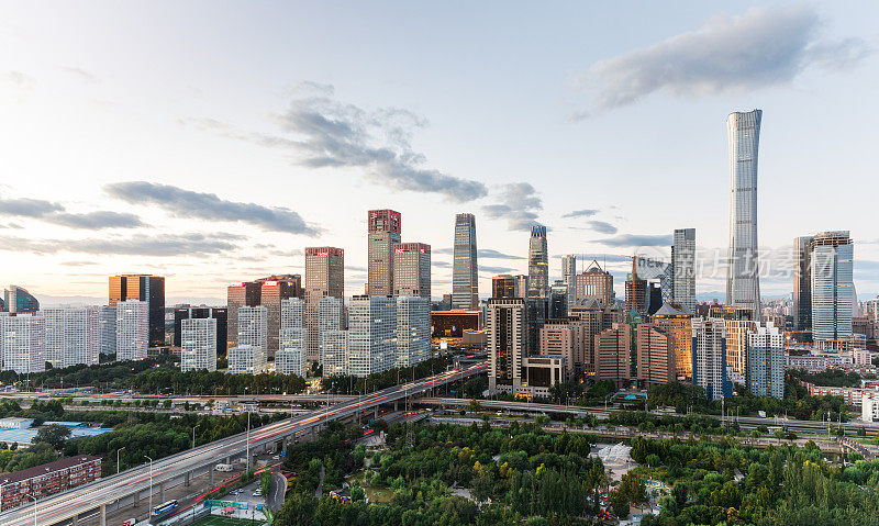 城市天际线全景