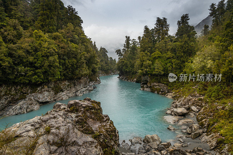 霍基提卡湖峡谷的风景，霍基提卡，南岛新西兰，旅游目的地