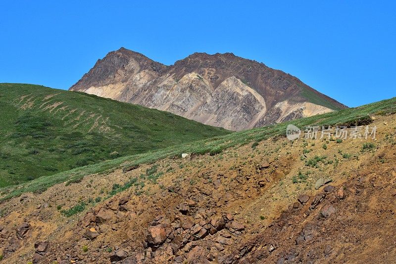 五颜六色的德纳里峰山