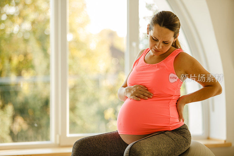 孕妇每天做伸展运动