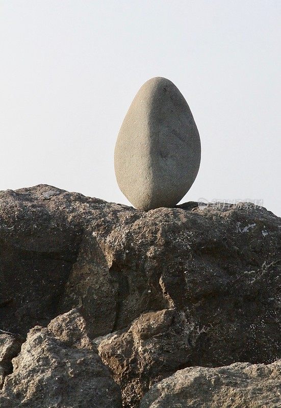 完美的平衡岩