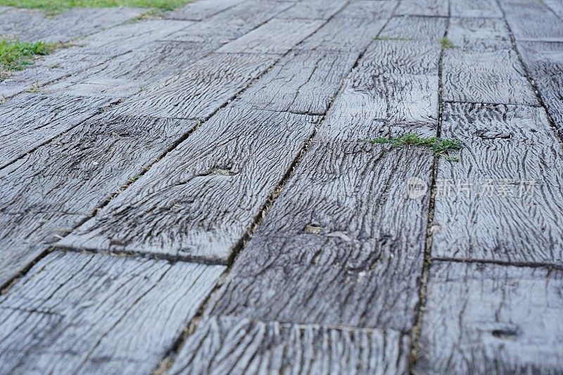 木纹水泥砌块路径