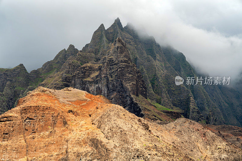 夏威夷考艾岛的纳帕利海岸