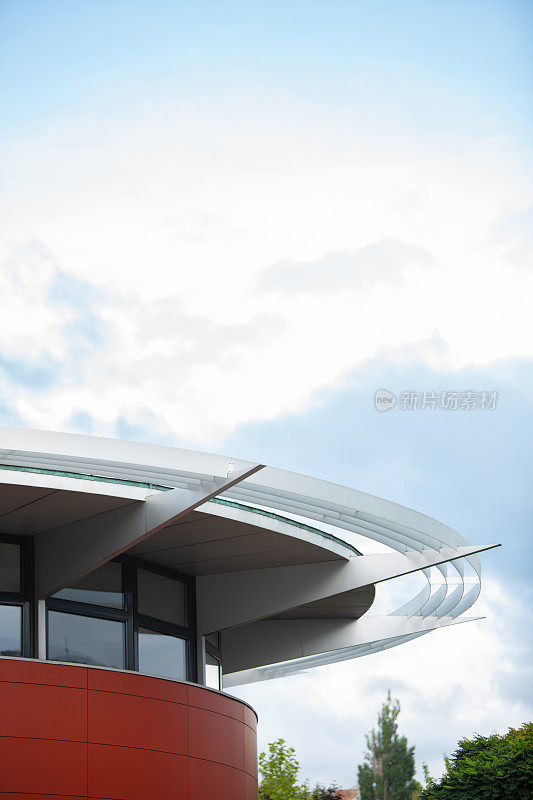 现代和未来主义的公共清真寺建筑设计