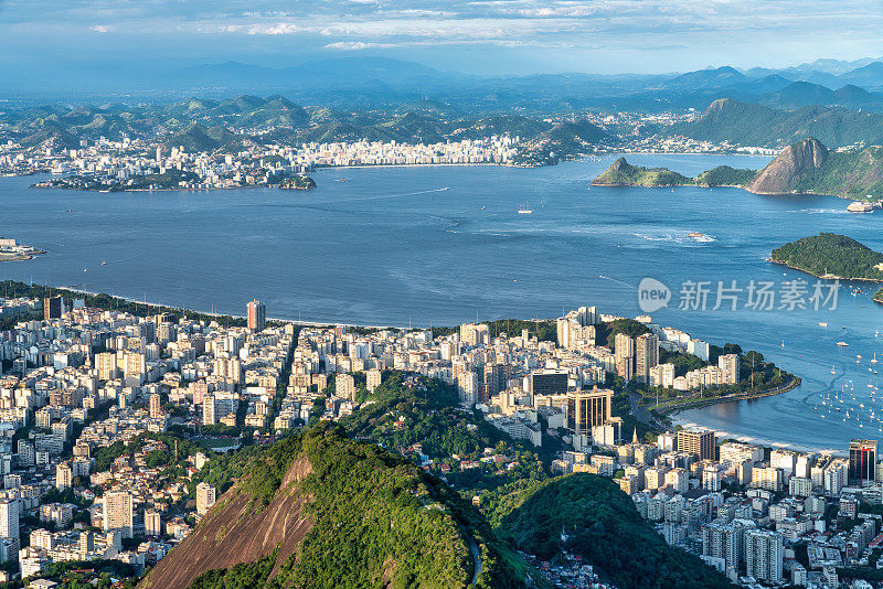 奇妙的里约热内卢里约热内卢天际线:一个充满活力的城市景观