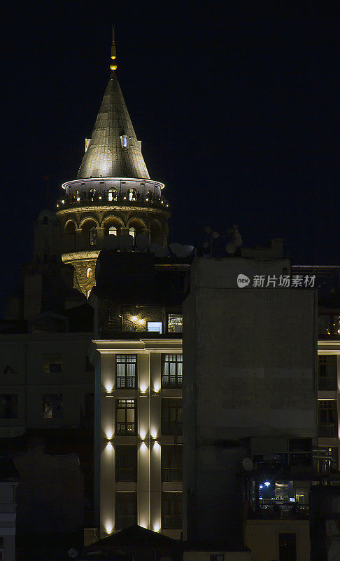 土耳其伊斯坦布尔加拉塔的夜晚