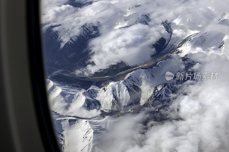 巴基斯坦山脉鸟瞰图，巴基斯坦，喜马拉雅山，中亚