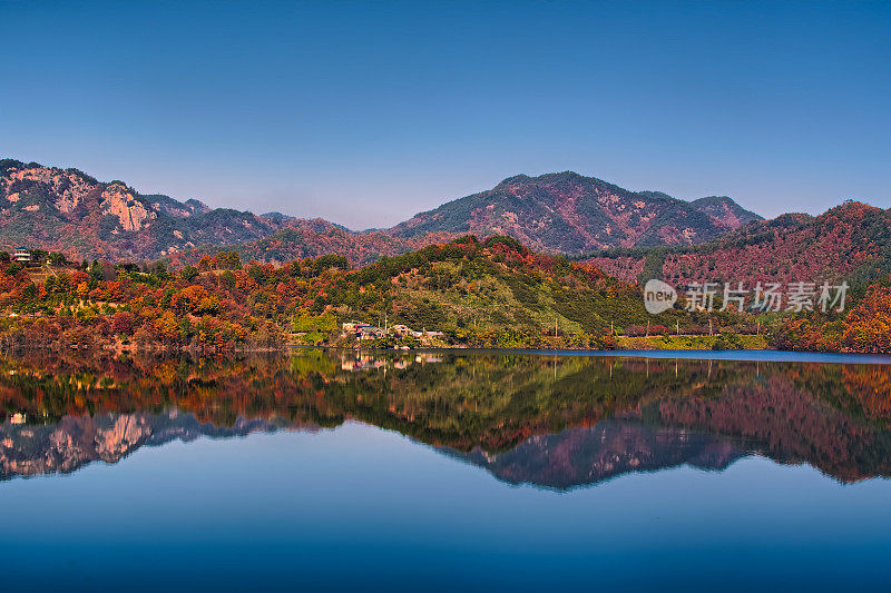 VD702永坝湖倒影