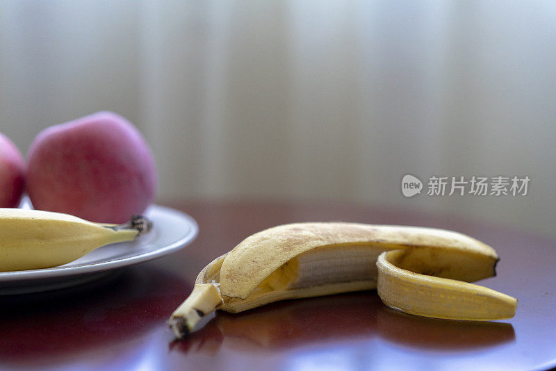 健康饮食:香蕉和苹果