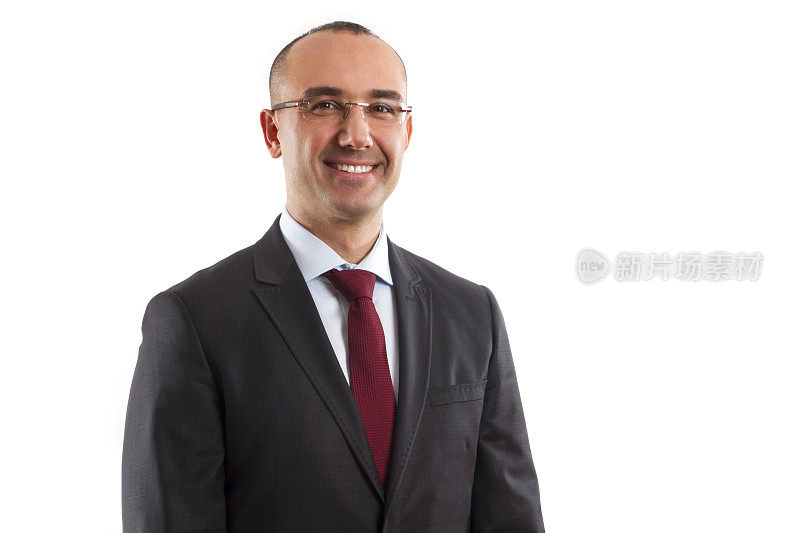 自信的商人摆姿势