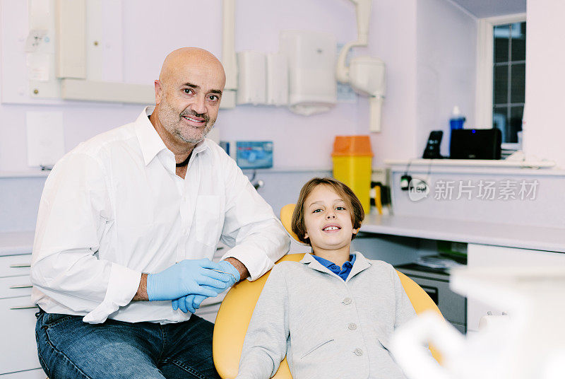 牙医和客户