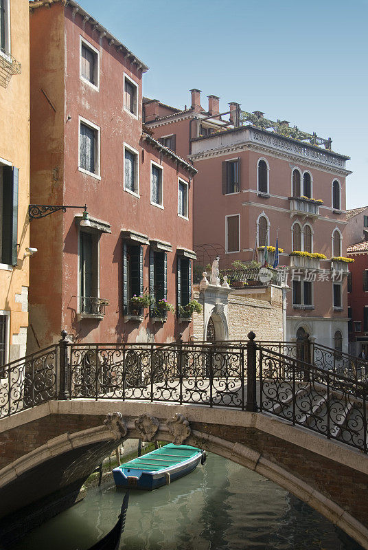 威尼斯运河，桥梁和建筑