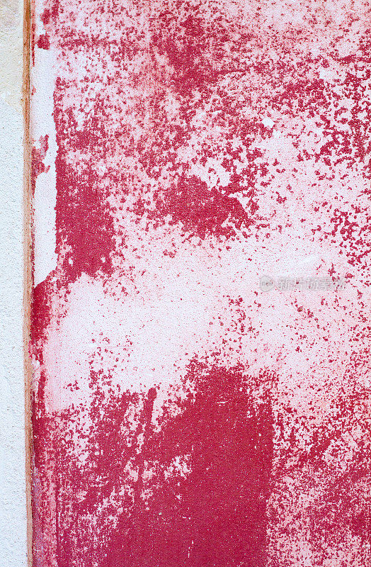 老西西里墙壁背景纹理:充满活力的粉红色和白色