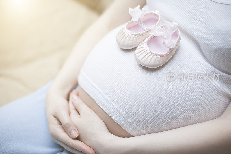 孕妇和婴儿鞋