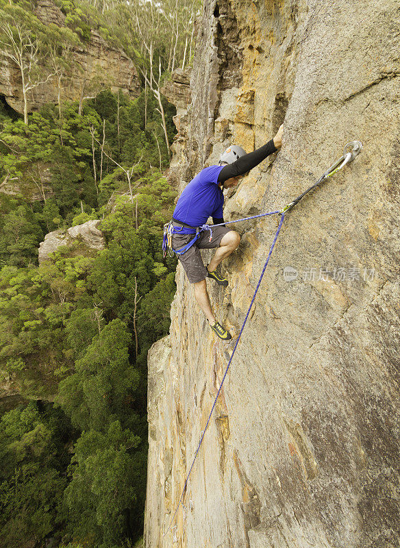 男性Rockclimber