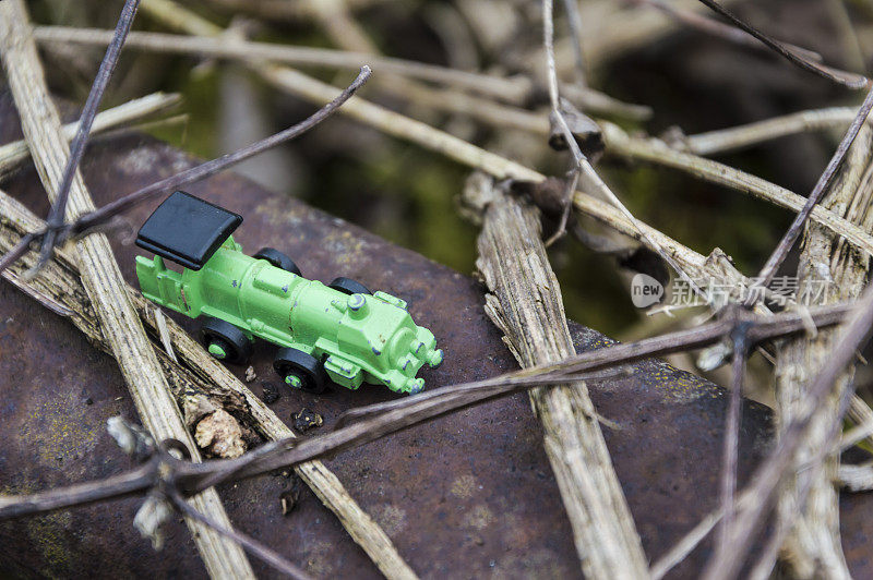 绿色的玩具火车