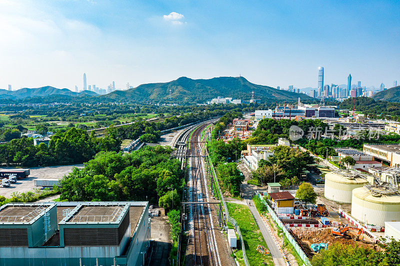 香港上水一条铁路的鸟瞰图