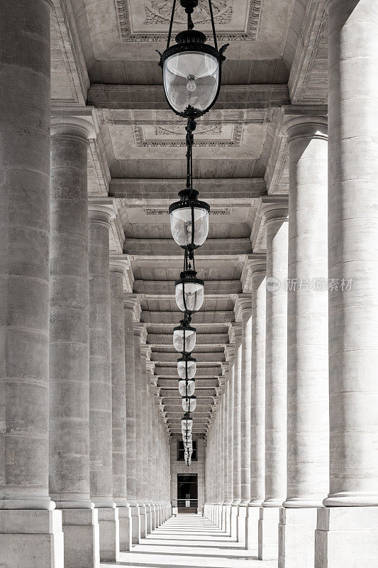 巴黎皇家宫的柱廊