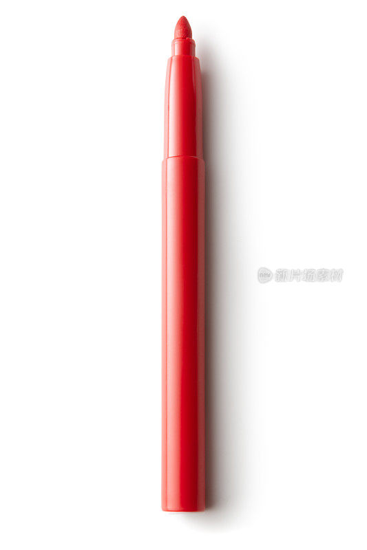 办公用品:白色背景上的红色毡头笔