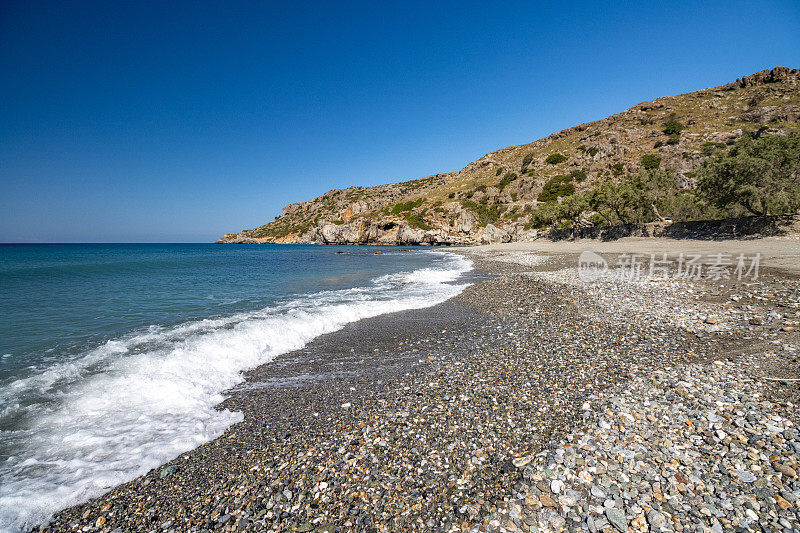 希腊克里特岛Rethymno地区的Dionyssos海滩