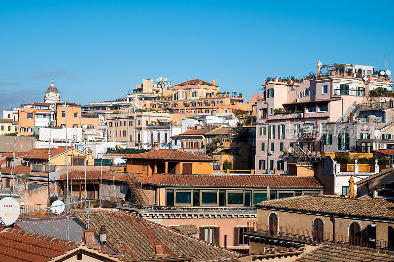 意大利首都著名的西班牙台阶附近的罗马市中心全景