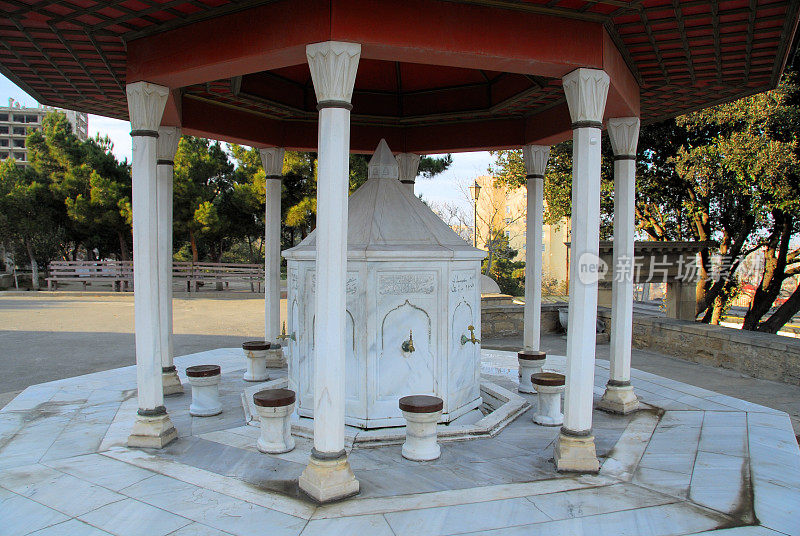 喷泉(巴库，阿塞拜疆)