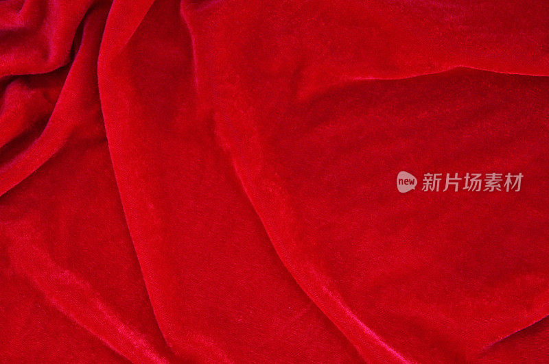 皱巴巴的红色桌布背景