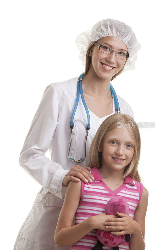 女医生和一个孩子。