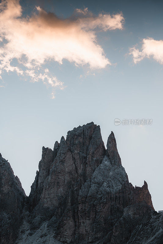 意大利Dolomites的Sella山口