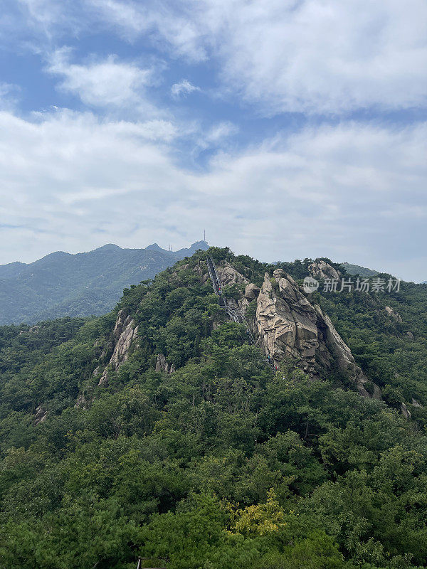 首尔夏山