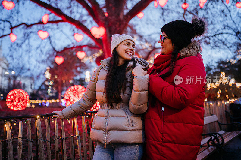 我们去圣诞市场找点乐子吧