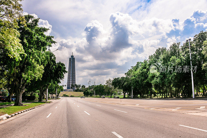 古巴哈瓦那革命广场何塞·马蒂纪念馆的远景