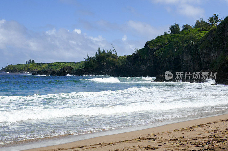 夏威夷毛伊岛的檀香山湾和莫库莱亚湾