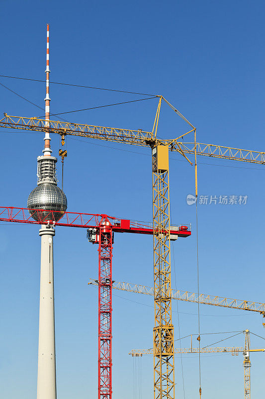 柏林电视塔正在建设中