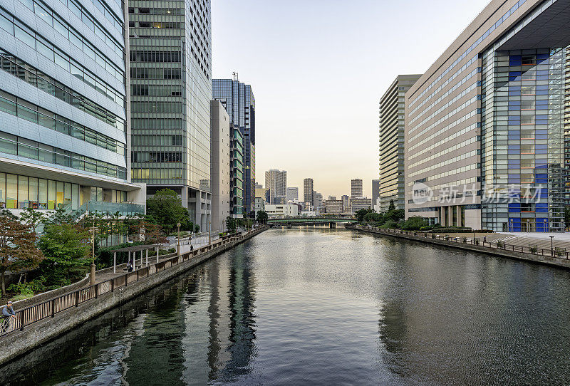 东京湾附近的建筑物