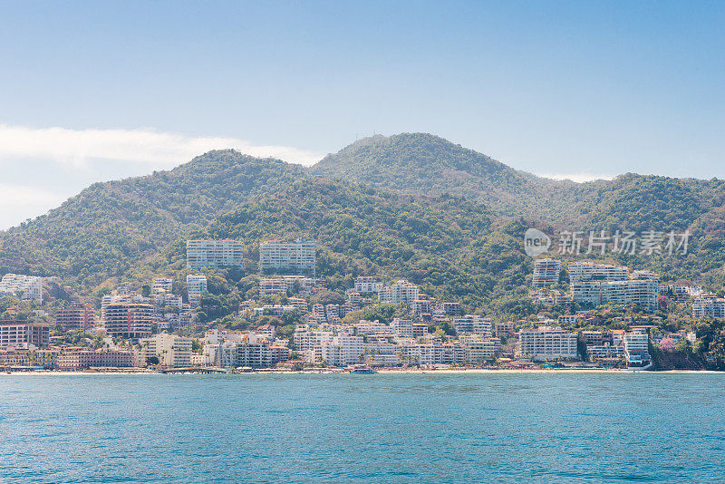 异国情调的旅游目的地港巴亚尔塔墨西哥城市景观