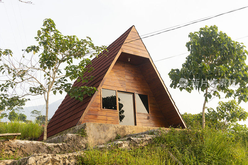三角形的木屋